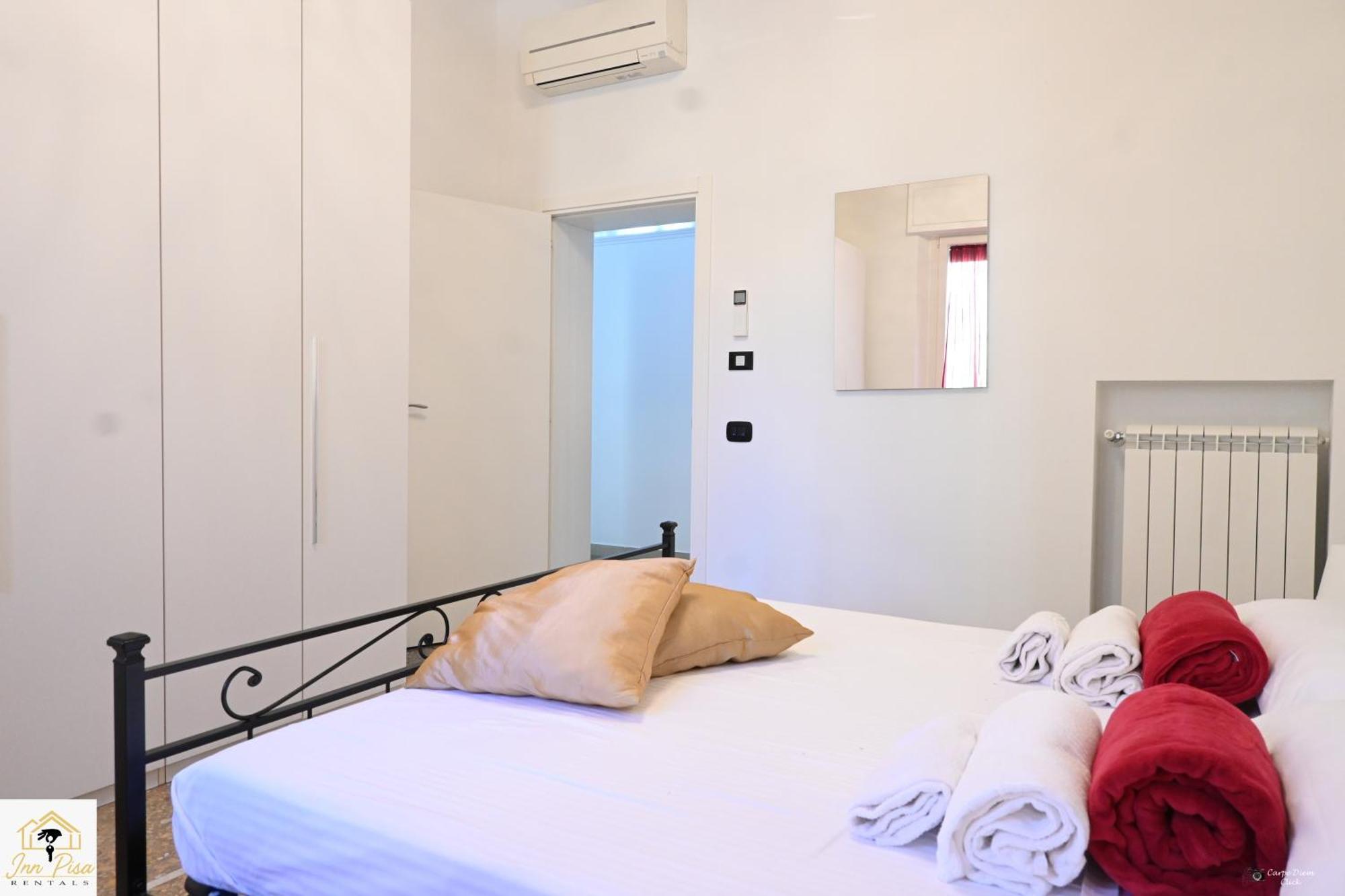 Inn Pisa Rentals 2- Starlight Central Flat Exterior photo